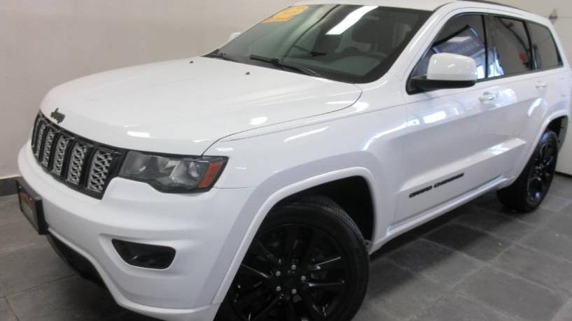 JEEP GRAND CHEROKEE 2018 1C4RJFAG0JC179398 image